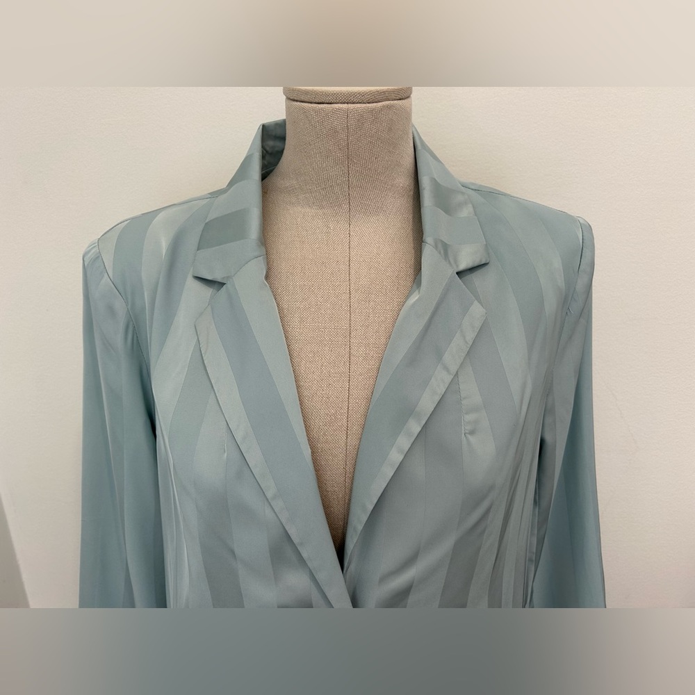 VERA & LUCY - Mint Striped Silky Trouser & Blazer Suit Size S - Picture 3 of 16
